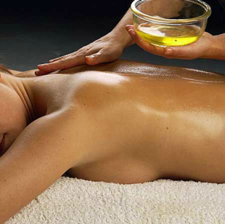 Massages relaxants en Gironde, Aquitaine, Mouliets 33 - Anti-stress, massage dos pieds, Massage Ayurvédique, shampi